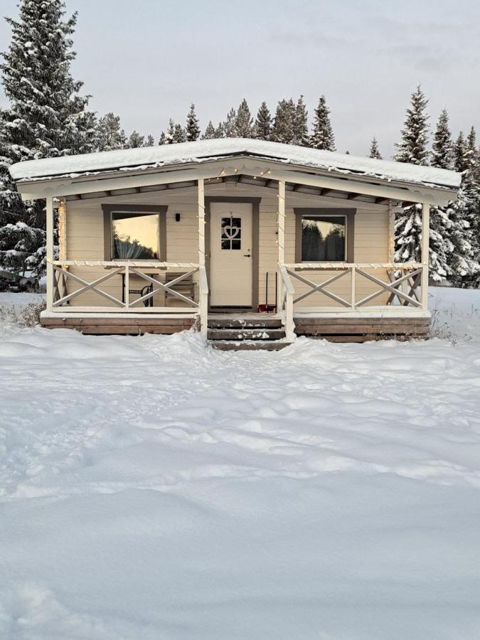 Aurora River Camp Glass Igloos & Cabins Kiruna Exterior photo