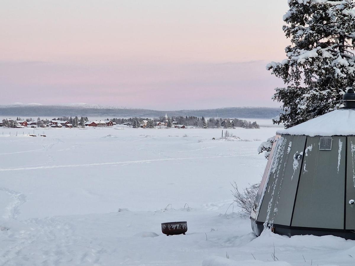 Aurora River Camp Glass Igloos & Cabins Kiruna Exterior photo